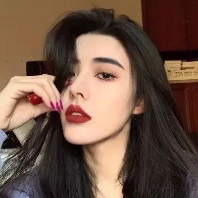 总裁和千金，隐藏身份闪婚了